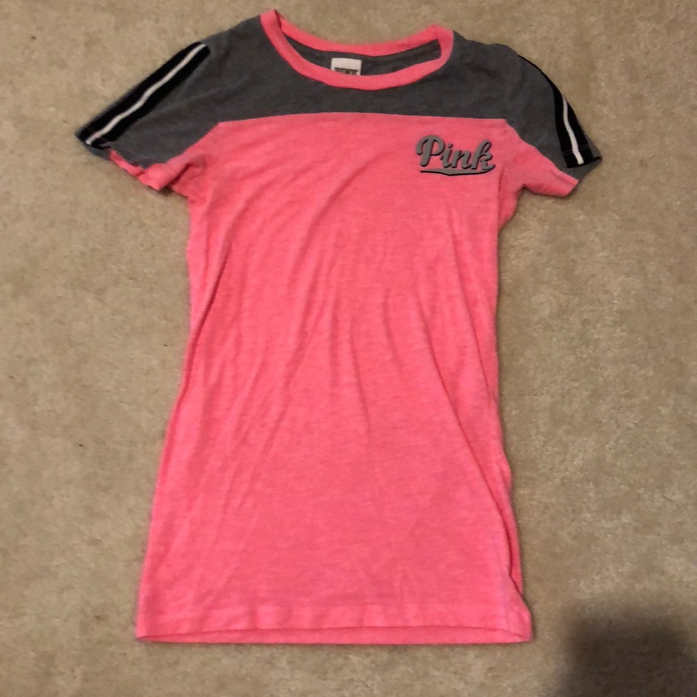 Pink t-shirt